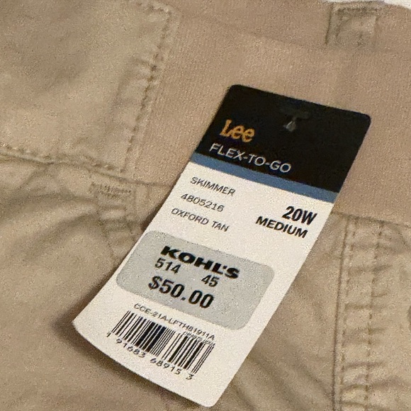 Lee Women’s brand new with tags Tan Cargo Shorts 20W - Picture 4 of 6